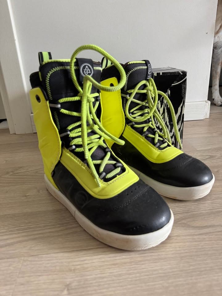 Hyperlite AJ System Boots